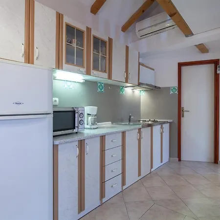 Seaside Holiday House Bibinje, Zadar - 14510 Holiday home